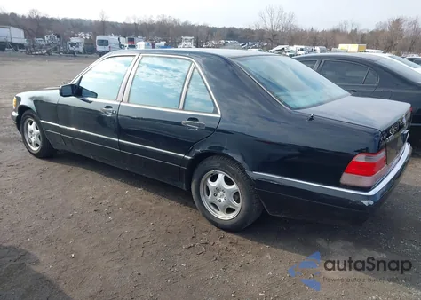 1997 Mercedes-Benz S 320 Base Lwb z USA, uszkodzony, nr VIN WDBGA33G1VA334740